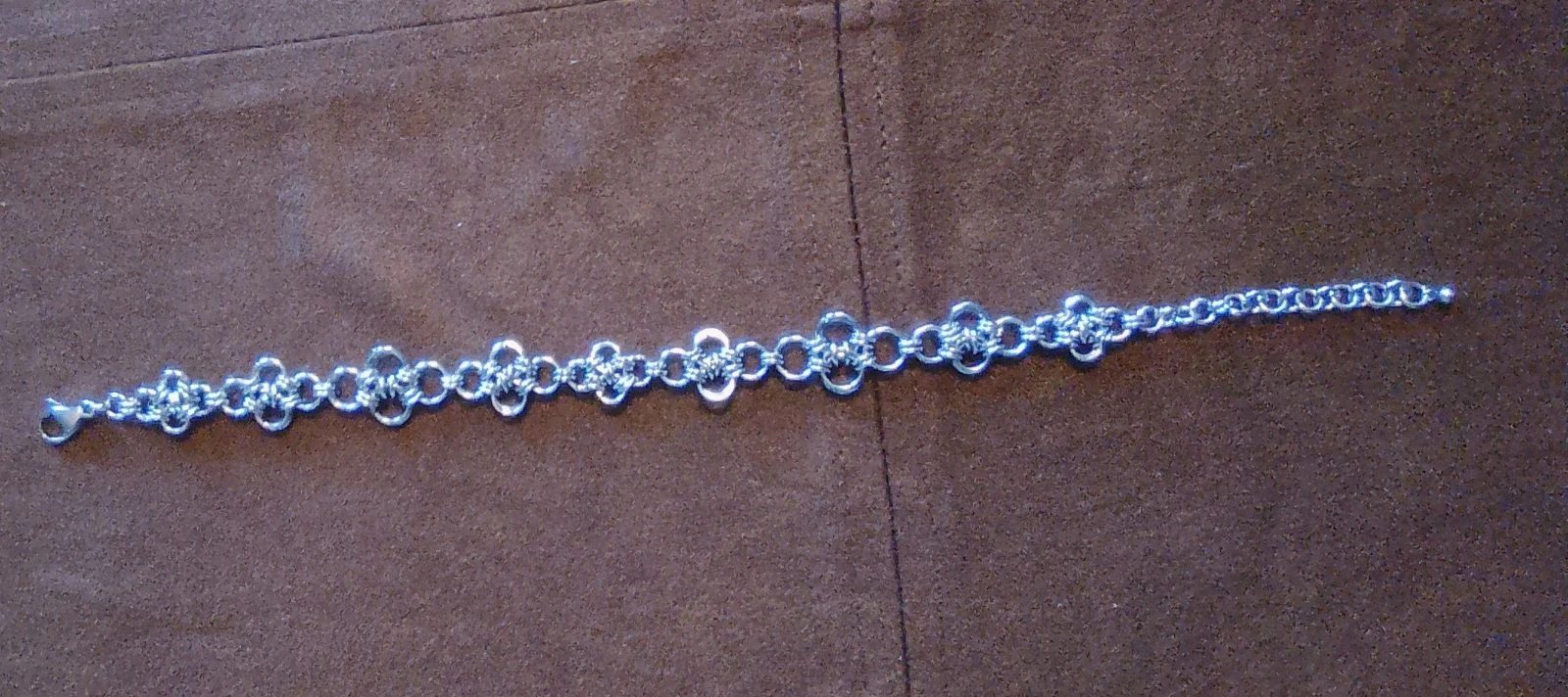 Unisex Japanese chainmail crescent bracelet – photo 3